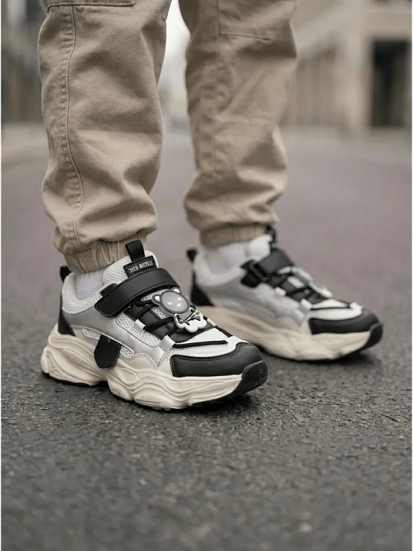 Демисезонные кроссовки детские на платформе