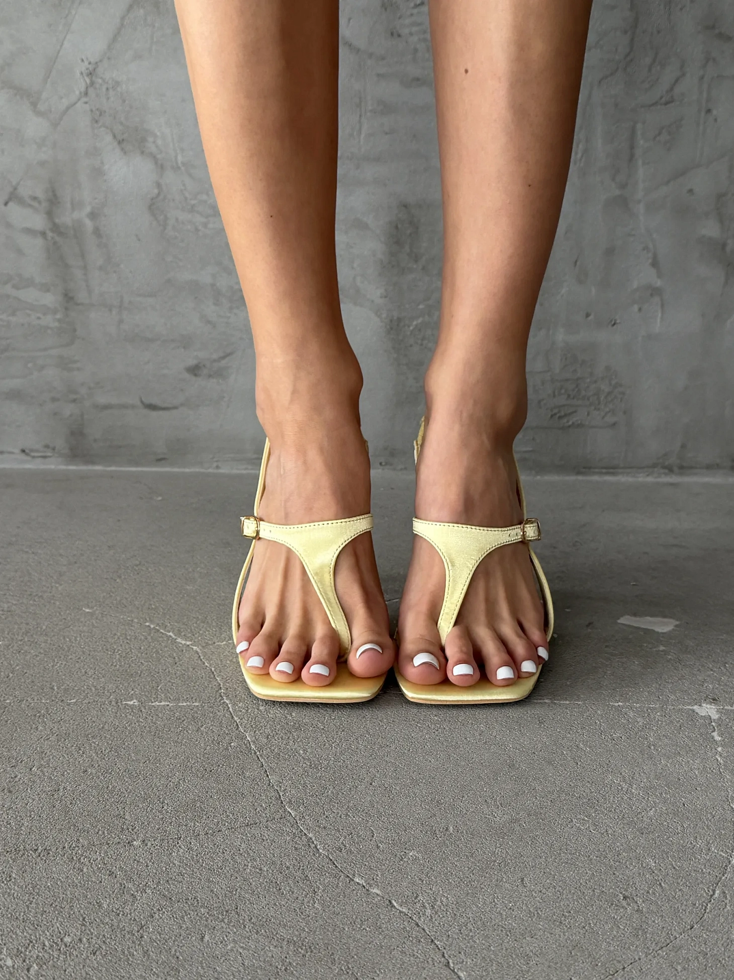 Летние босоножки женские на высоком каблуке