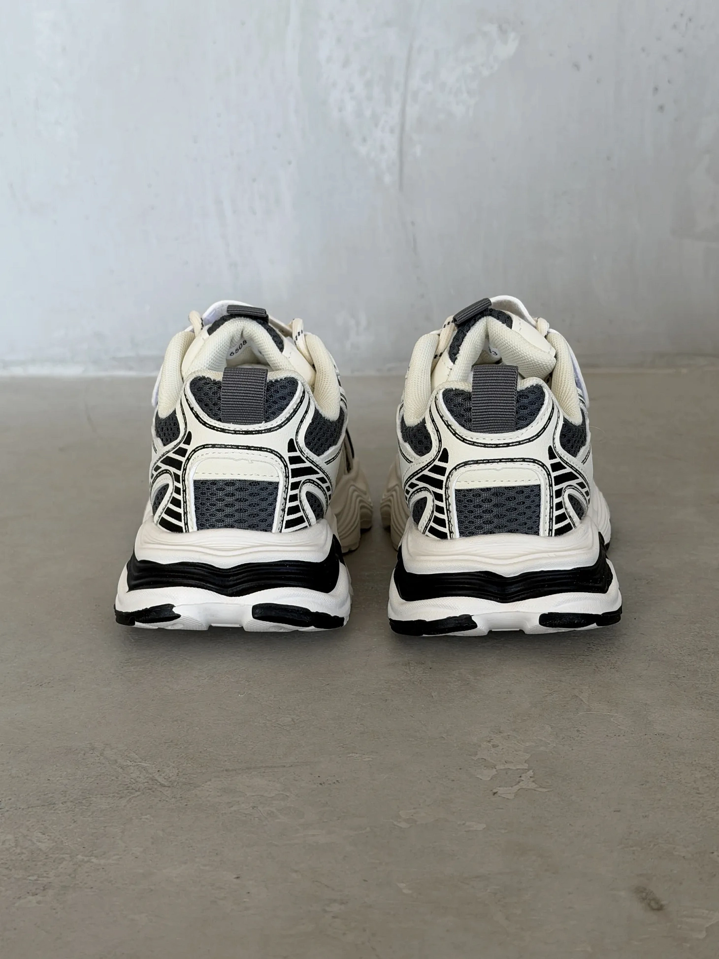 Демисезонные кроссовки детские на платформе