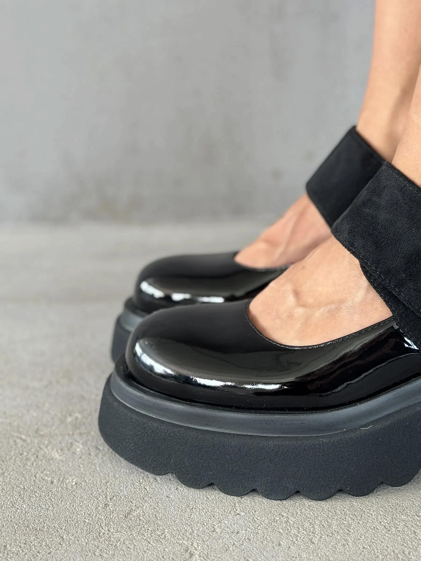 Лоферы женские экокожа