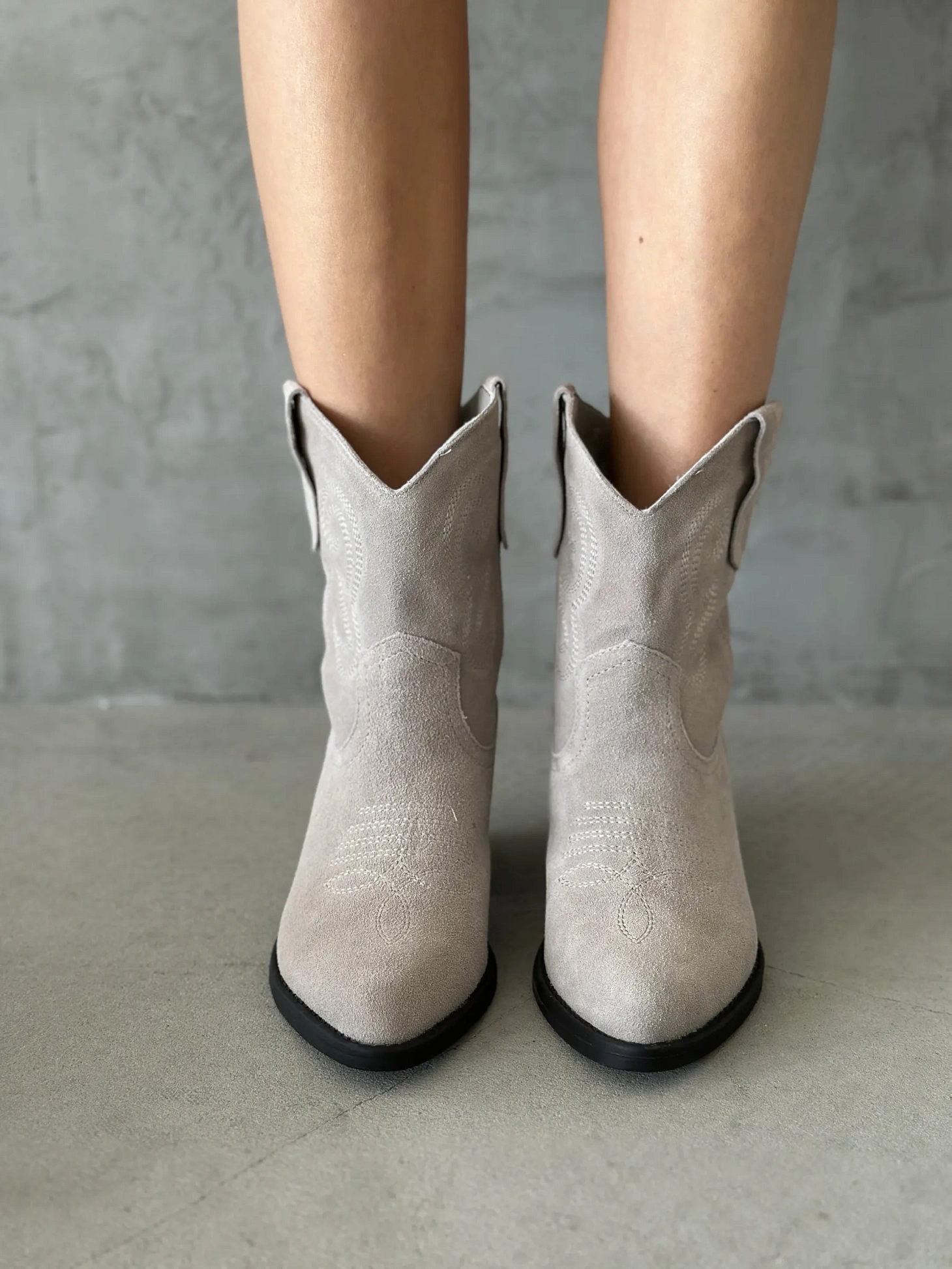 Казаки женские натуральная замша