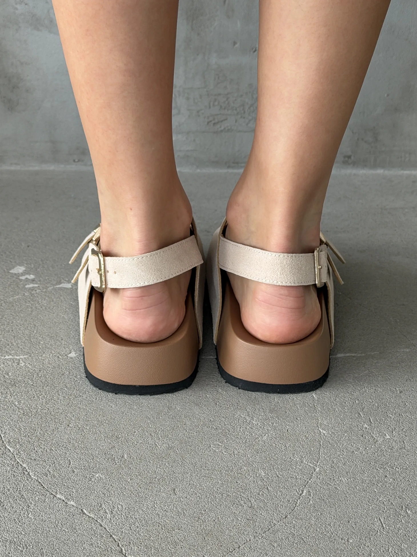 Летние босоножки женские на платформе