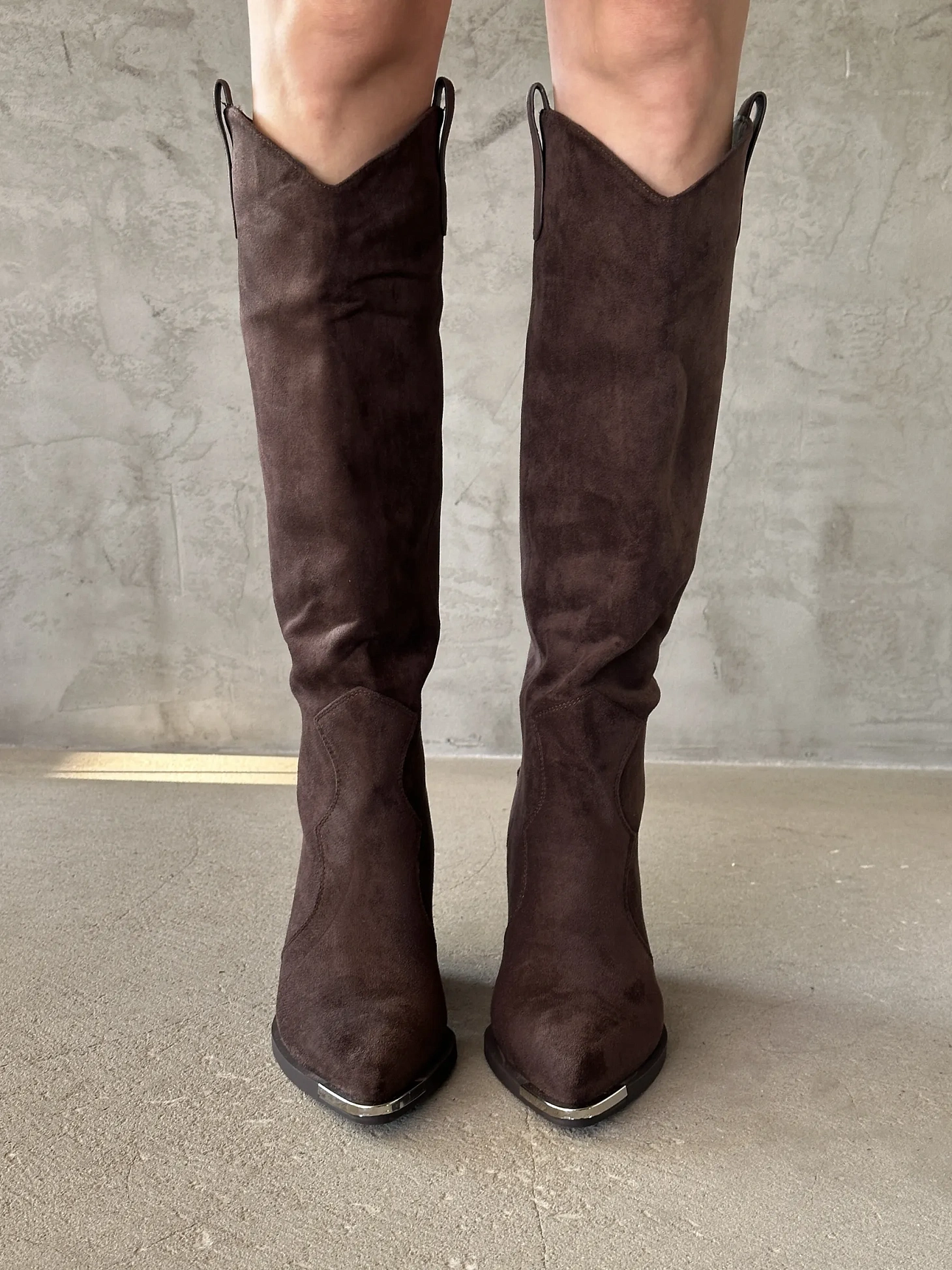 Сапоги казаки женские экозамша