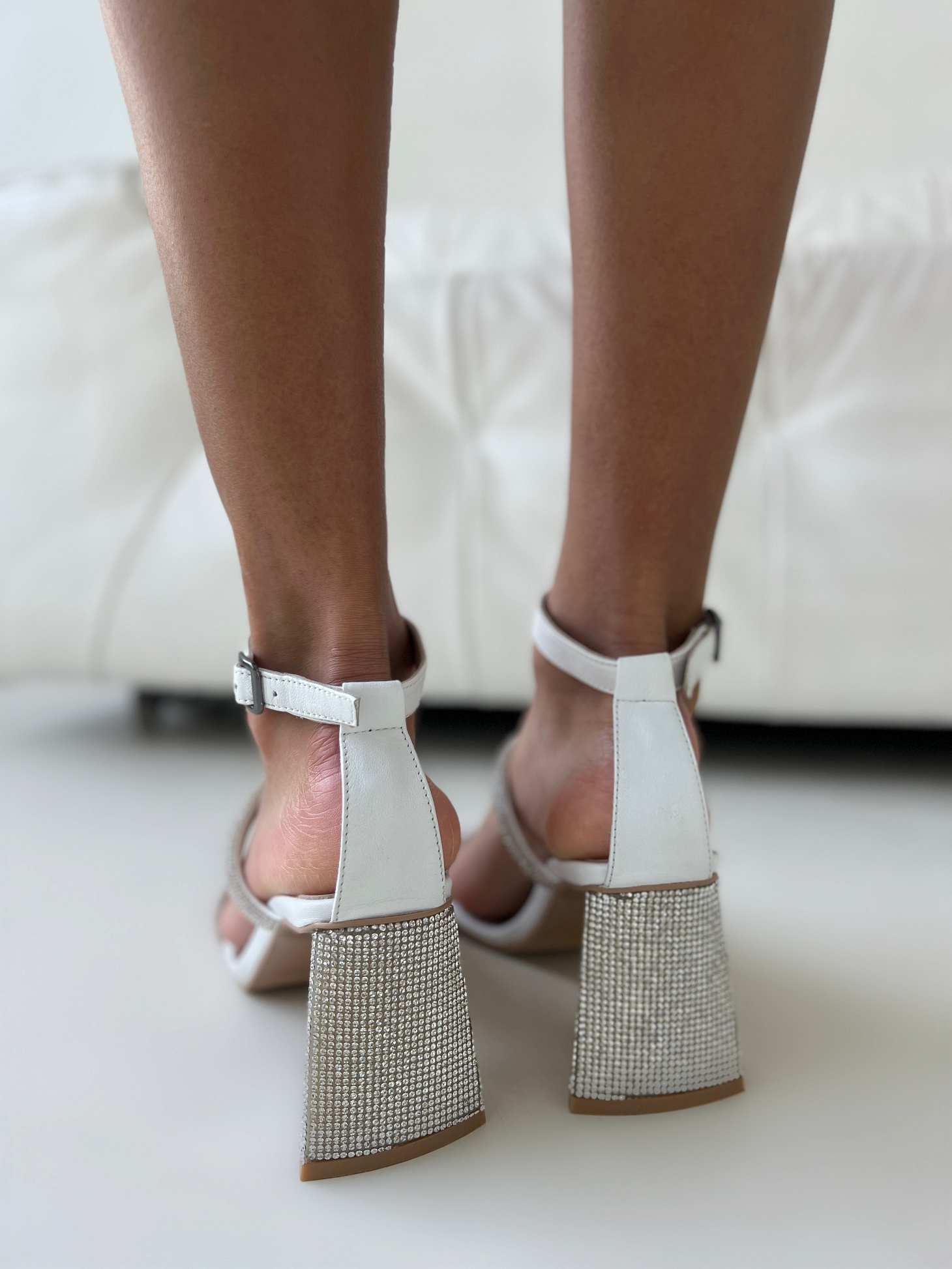 Босоножки женские кожа