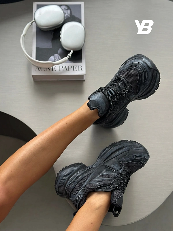 Кроссовки женские экокожа