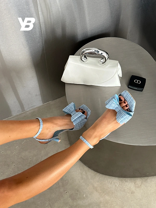 Летние босоножки женские на высоком каблуке