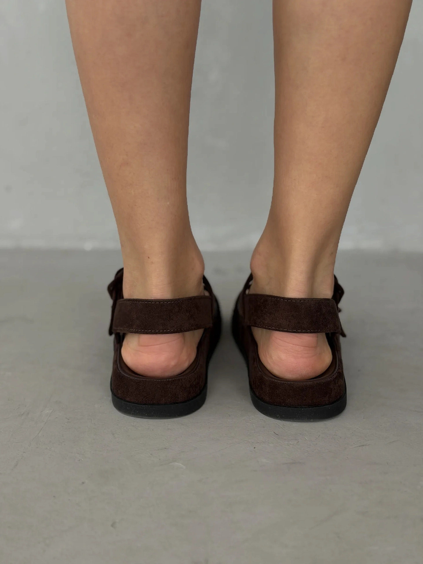 Летние босоножки женские на плоской подошве