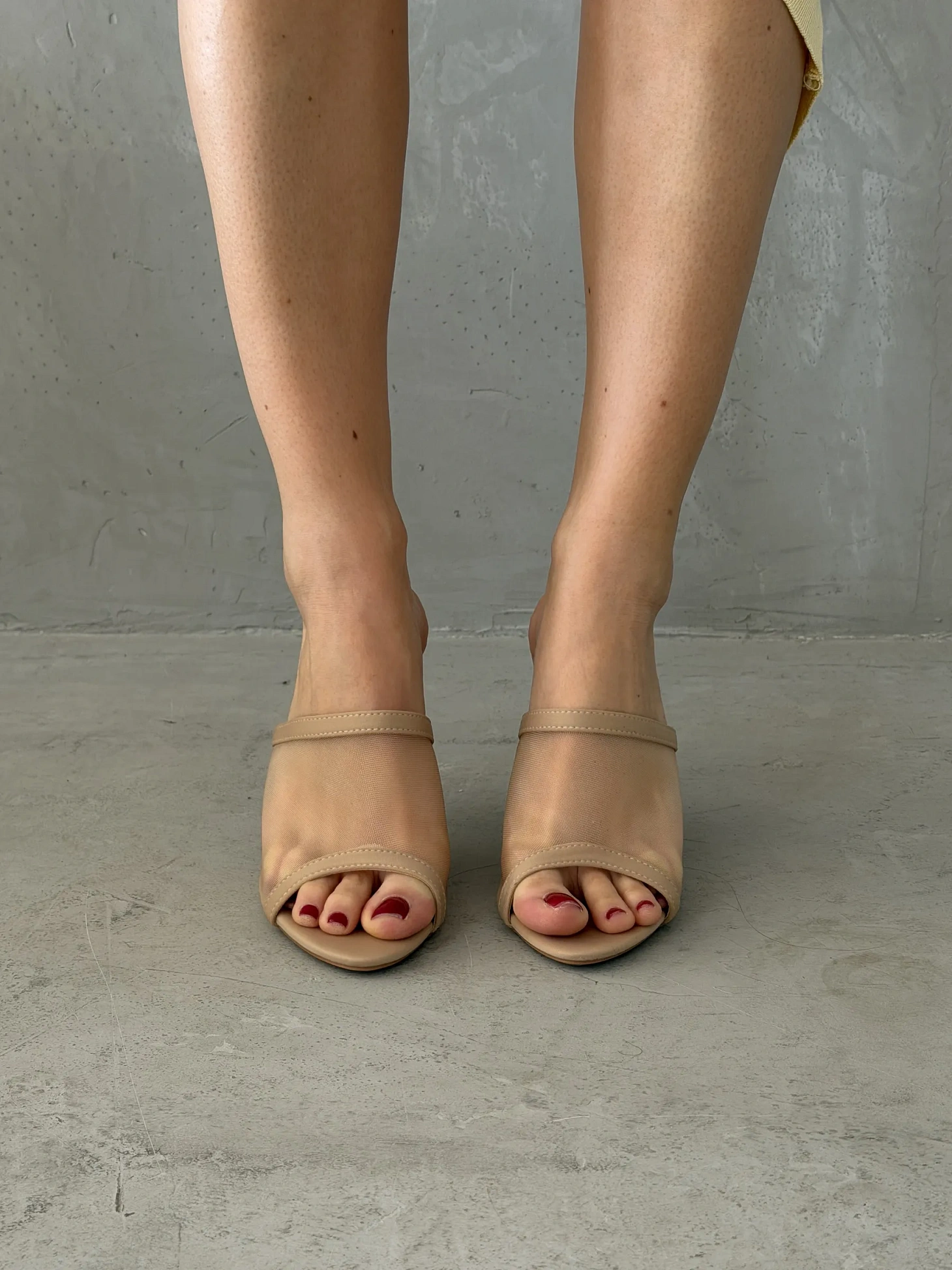 Летние босоножки женские на высоком каблуке