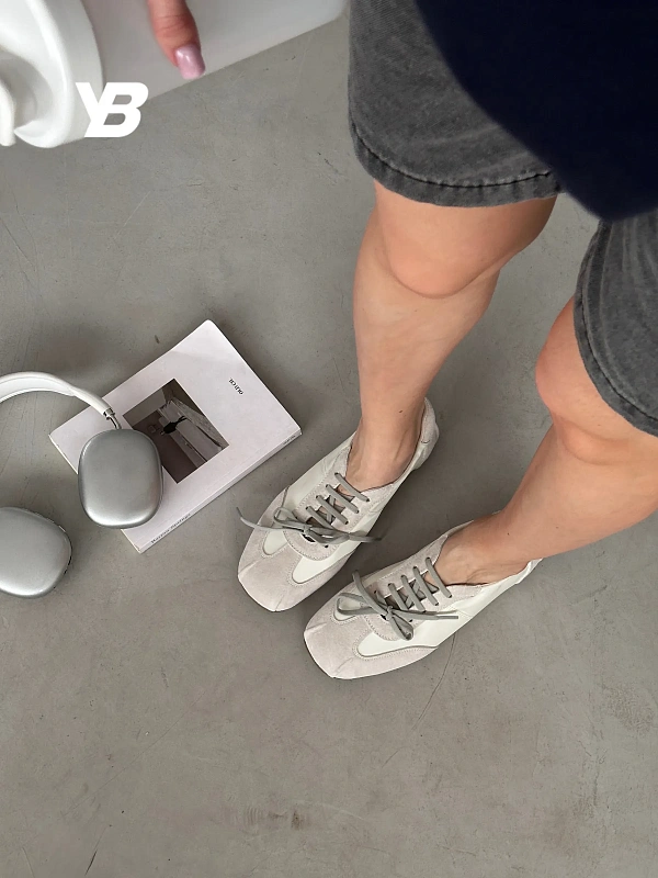 Кроссовки спортивные летние