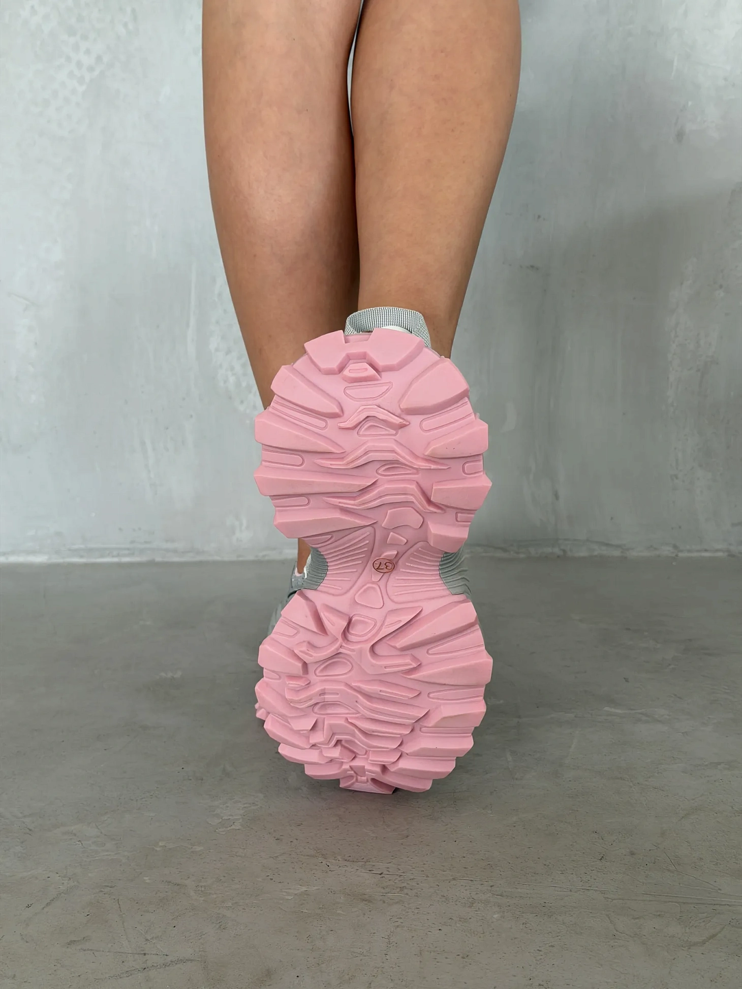 Кроссовки женские весна на платформе спортивные