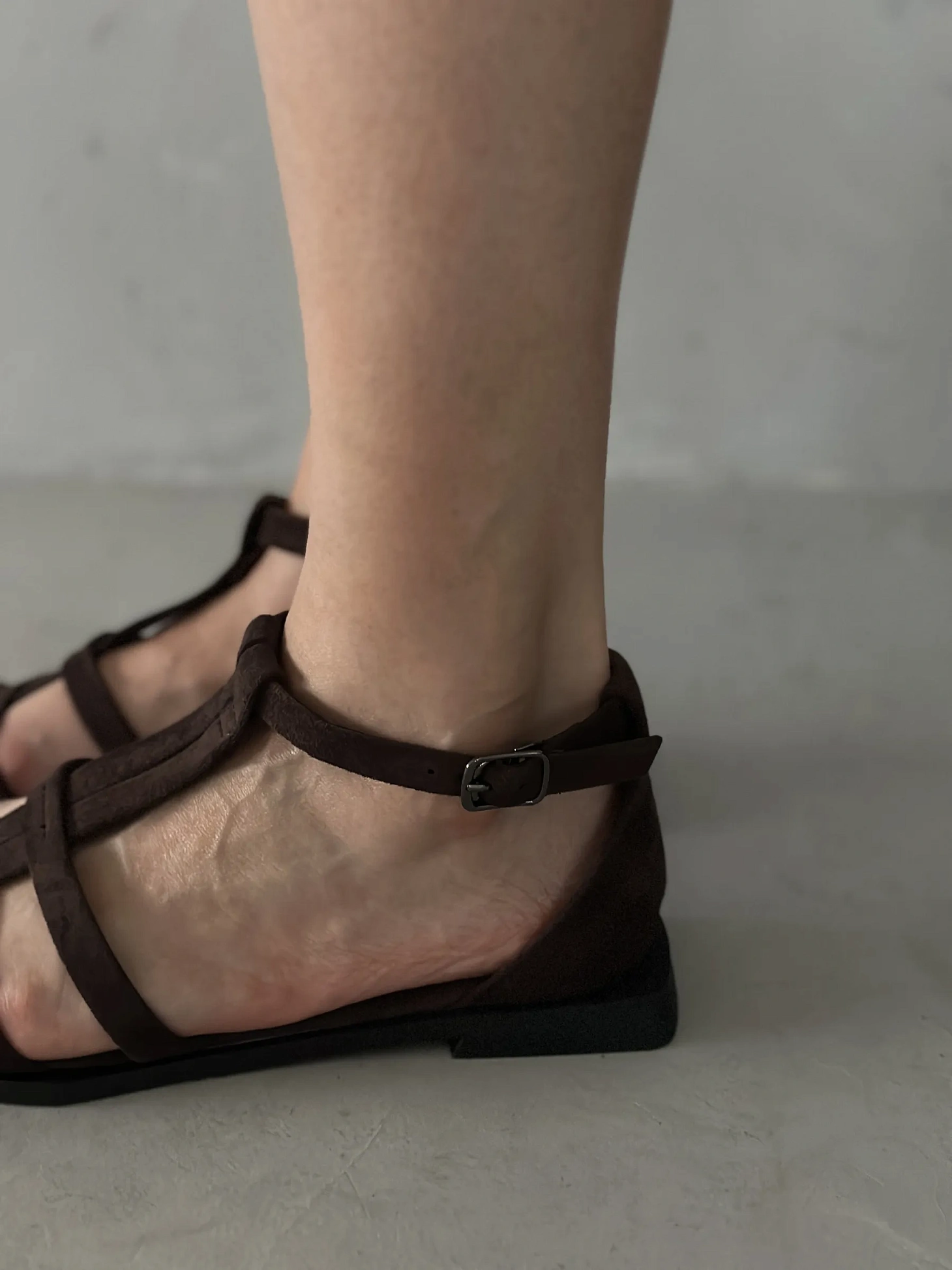 Летние босоножки женские с закрытым носом