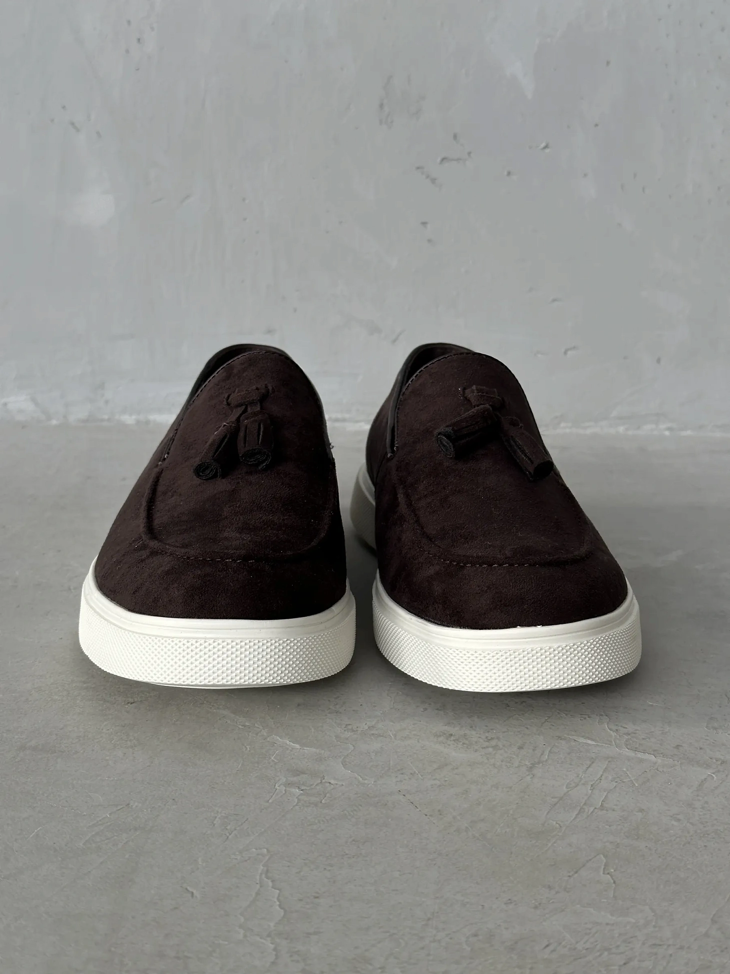 Замшевые лоферы мужские классические на платформе