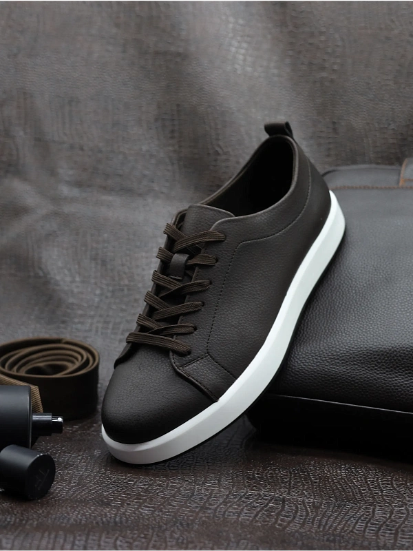 Кроссовки демисезонные кеды