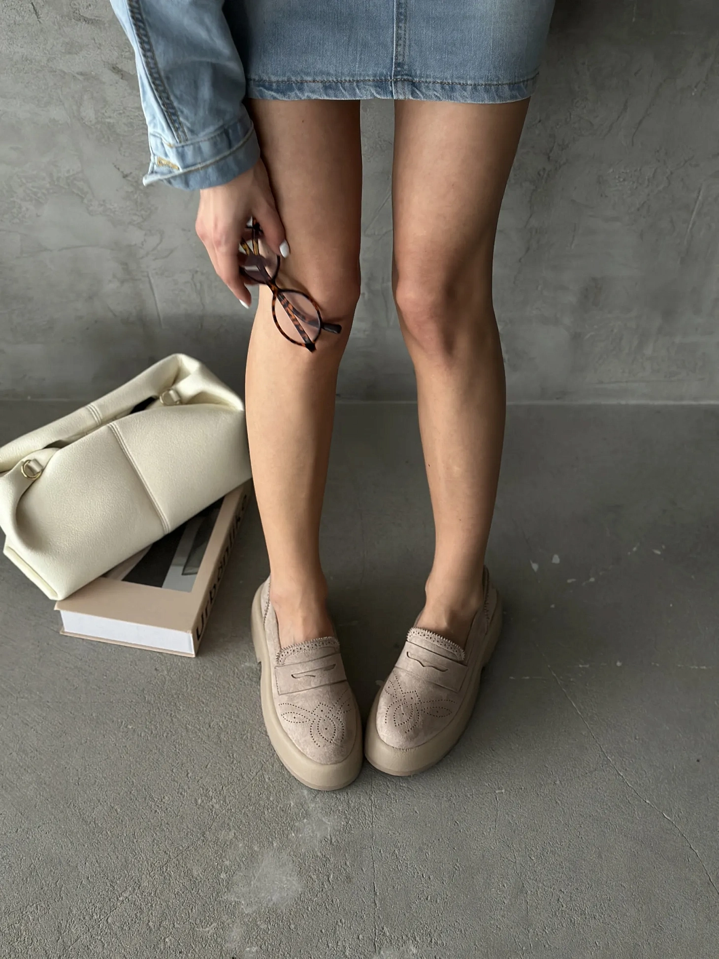 Лоферы женские экозамша