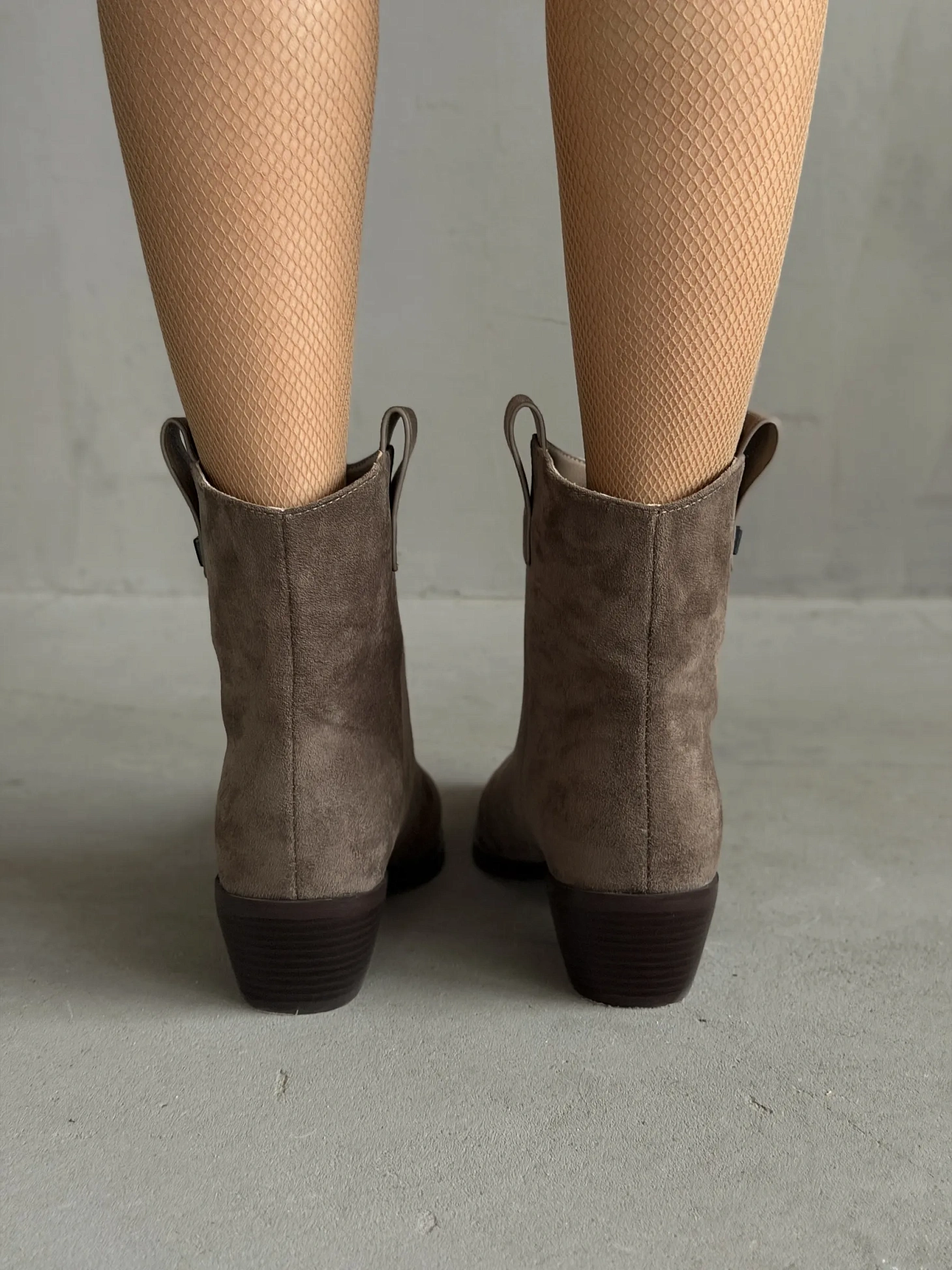 Казаки женские экозамша