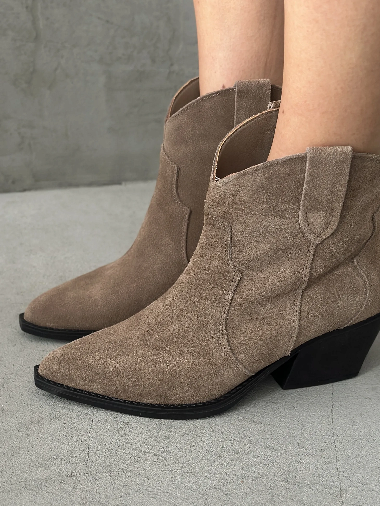 Казаки женские натуральная замша