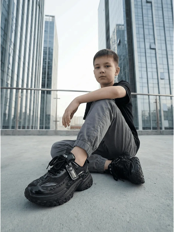 Кроссовки для мальчика демисезонные