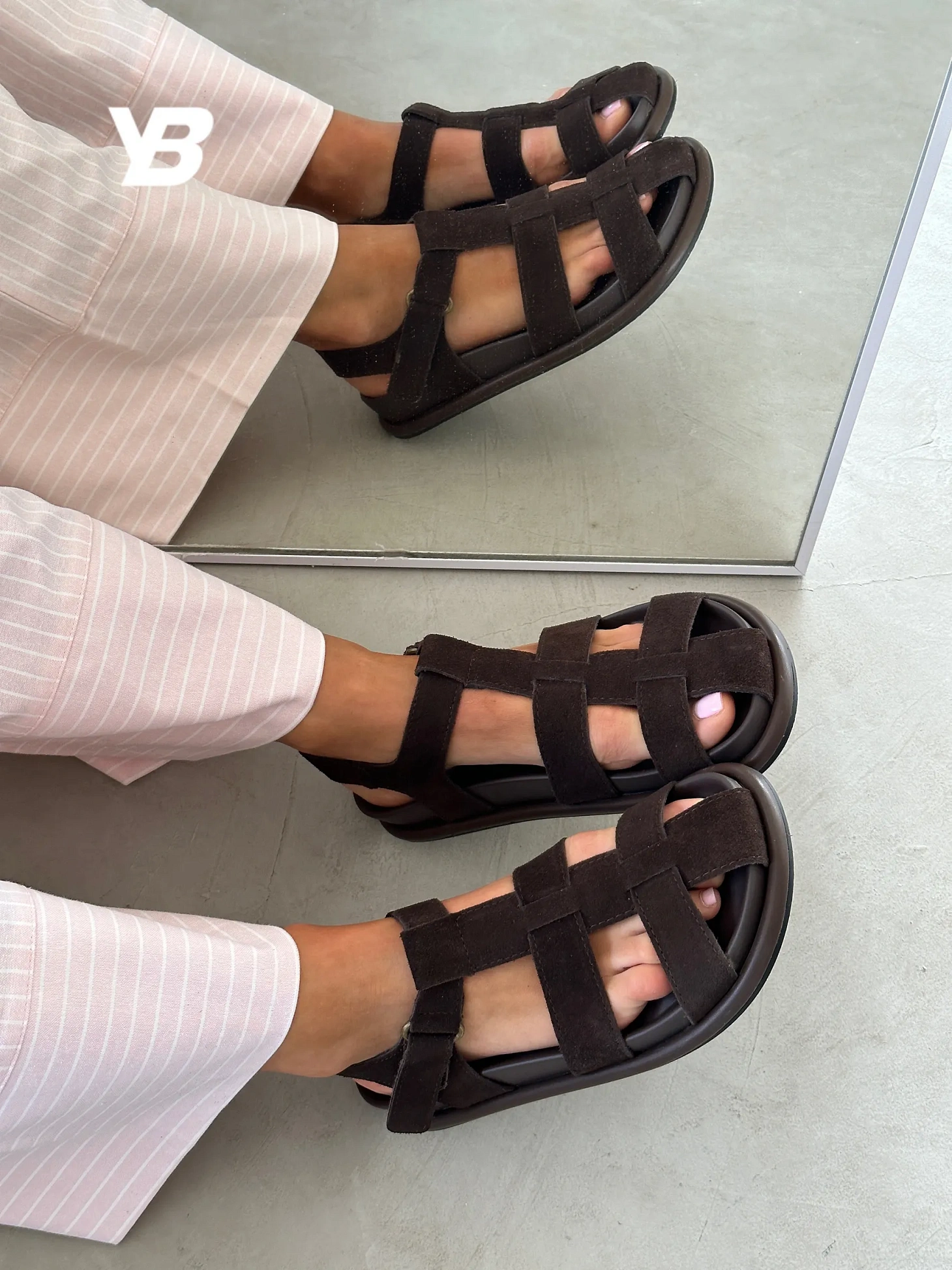 Летние босоножки женские с закрытым носом