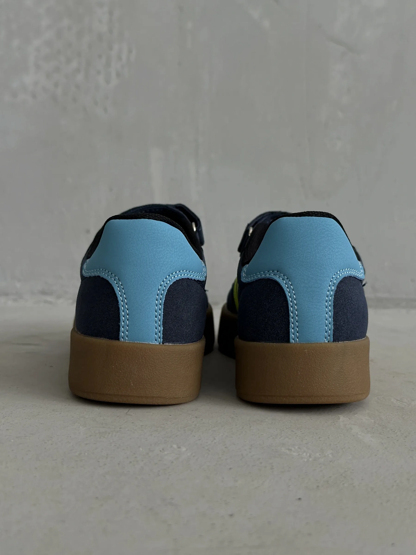 Демисезонные кроссовки детские на платформе