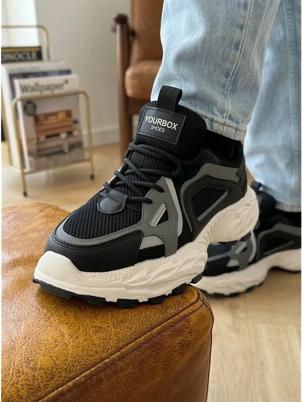 Демисезонные кроссовки спортивные