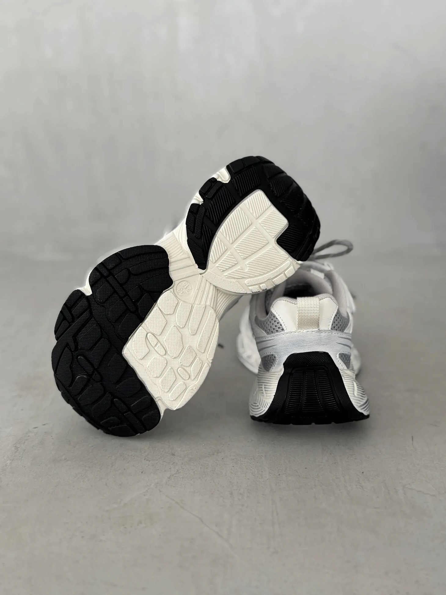 Демисезонные кроссовки детские на платформе