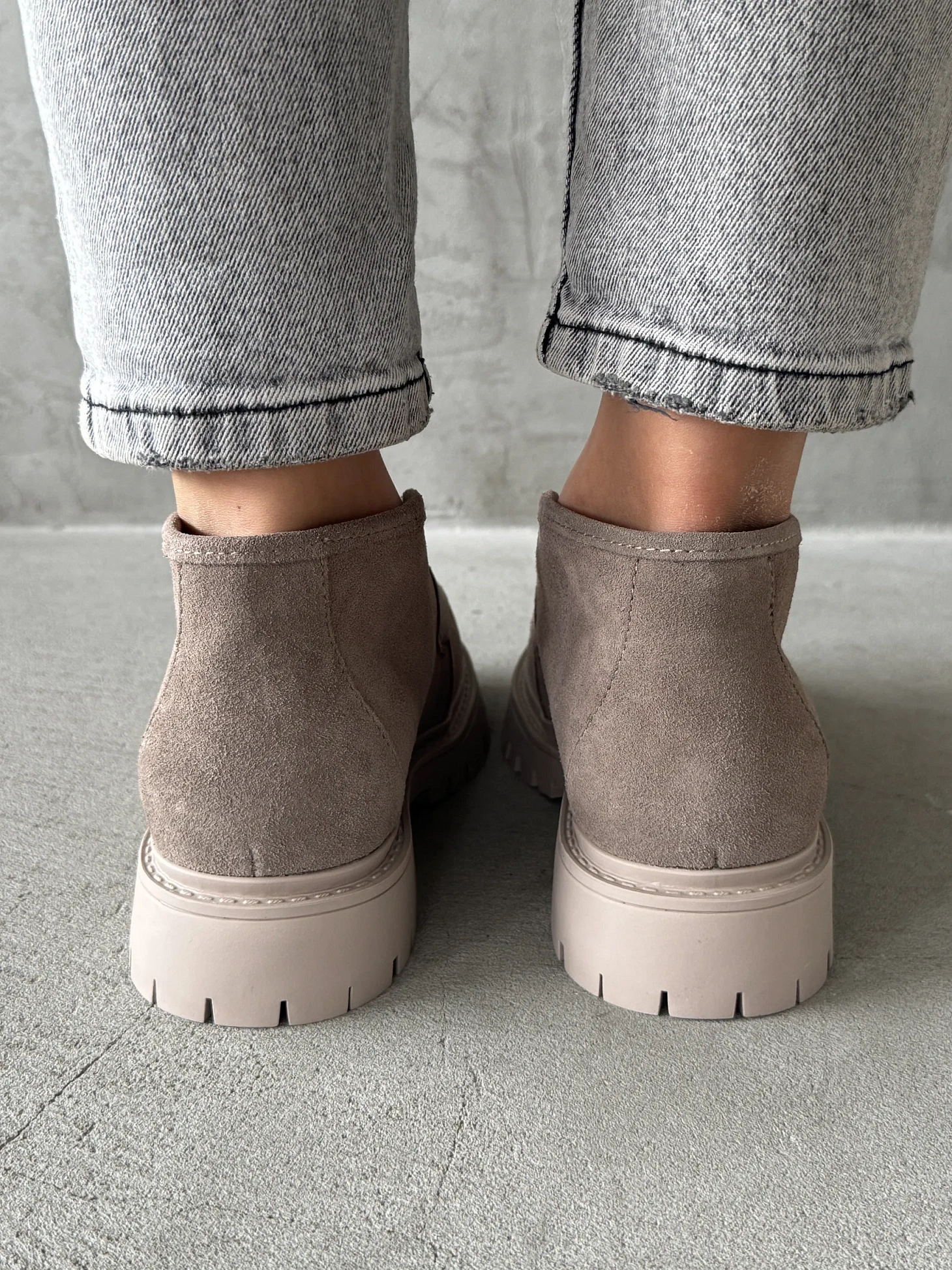 Ботинки женские натуральная замша