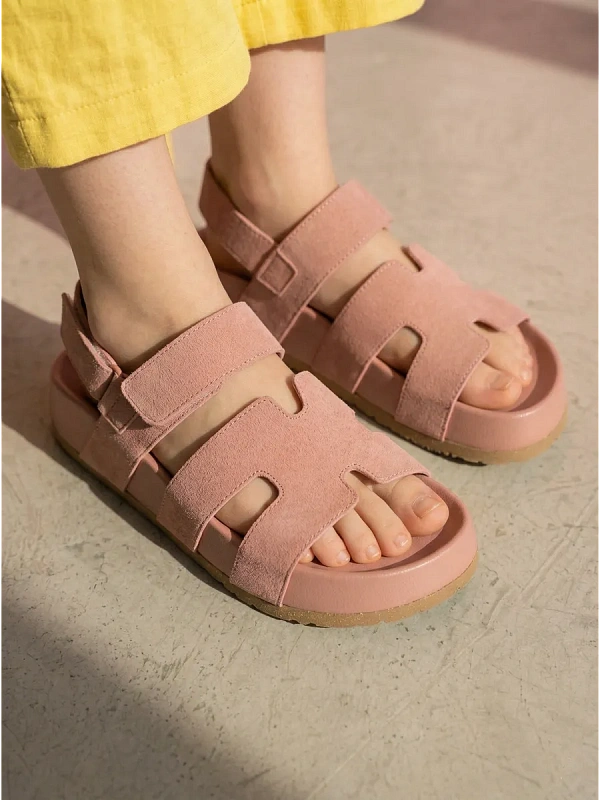 Летние босоножки на платформе