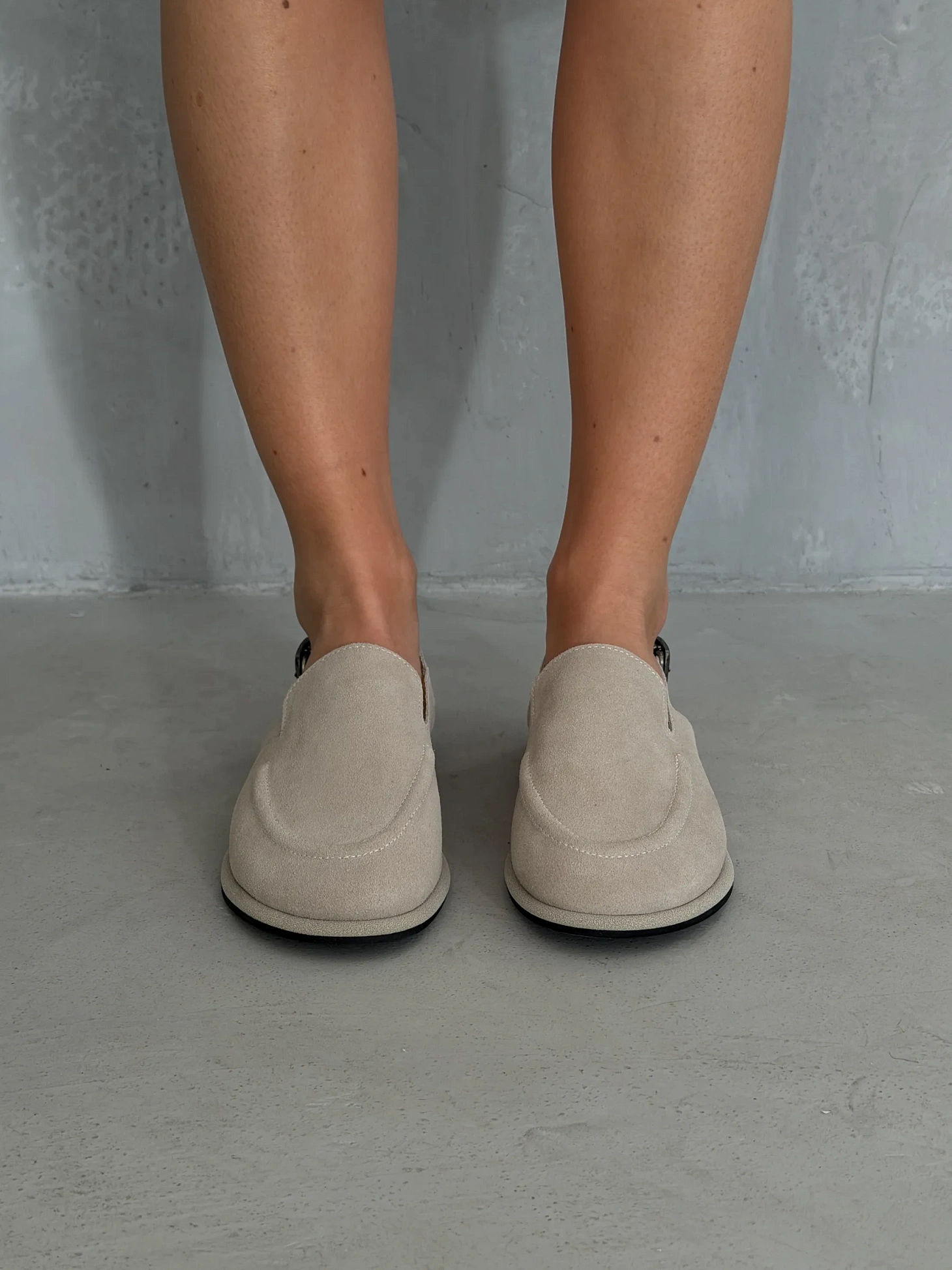 Летние босоножки на тонкой подошве мюли