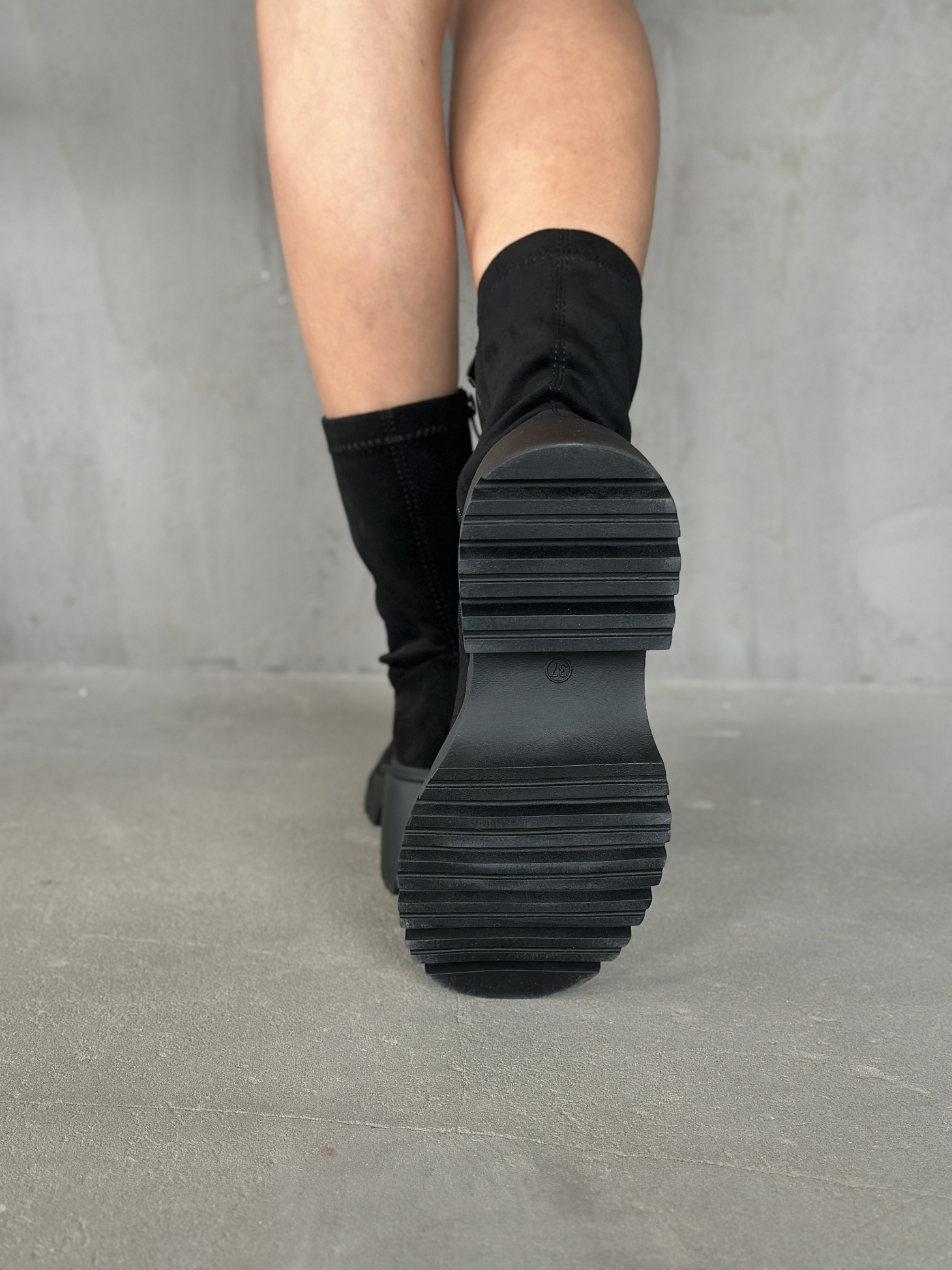 Ботинки женские экозамша