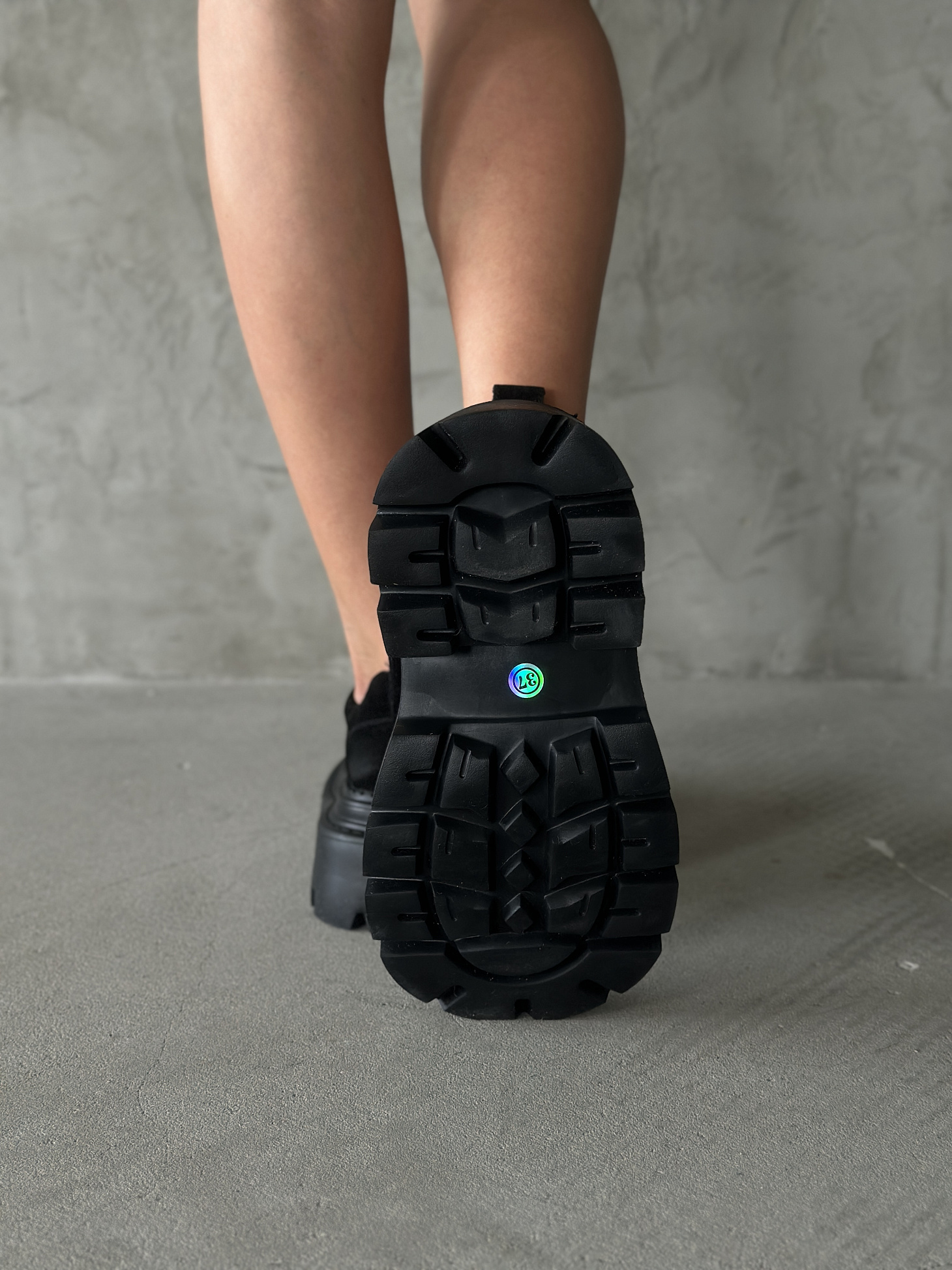 Ботинки женские натуральная замша