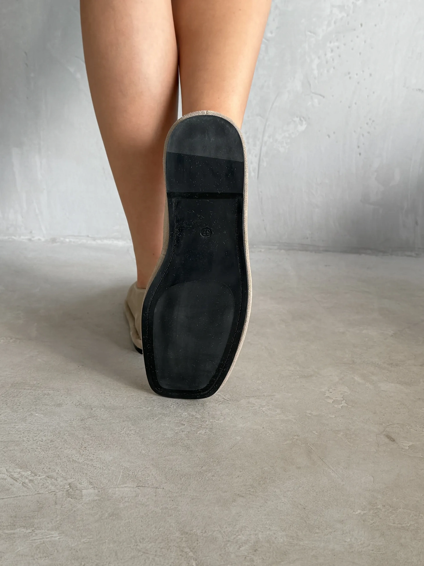 Лоферы на тонкой подошве