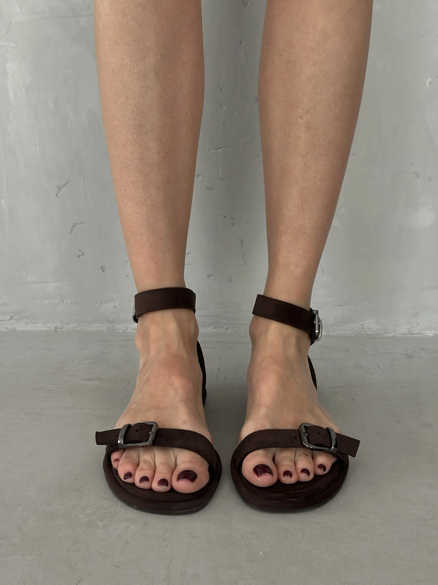 Летние босоножки женские с закрытой пяткой