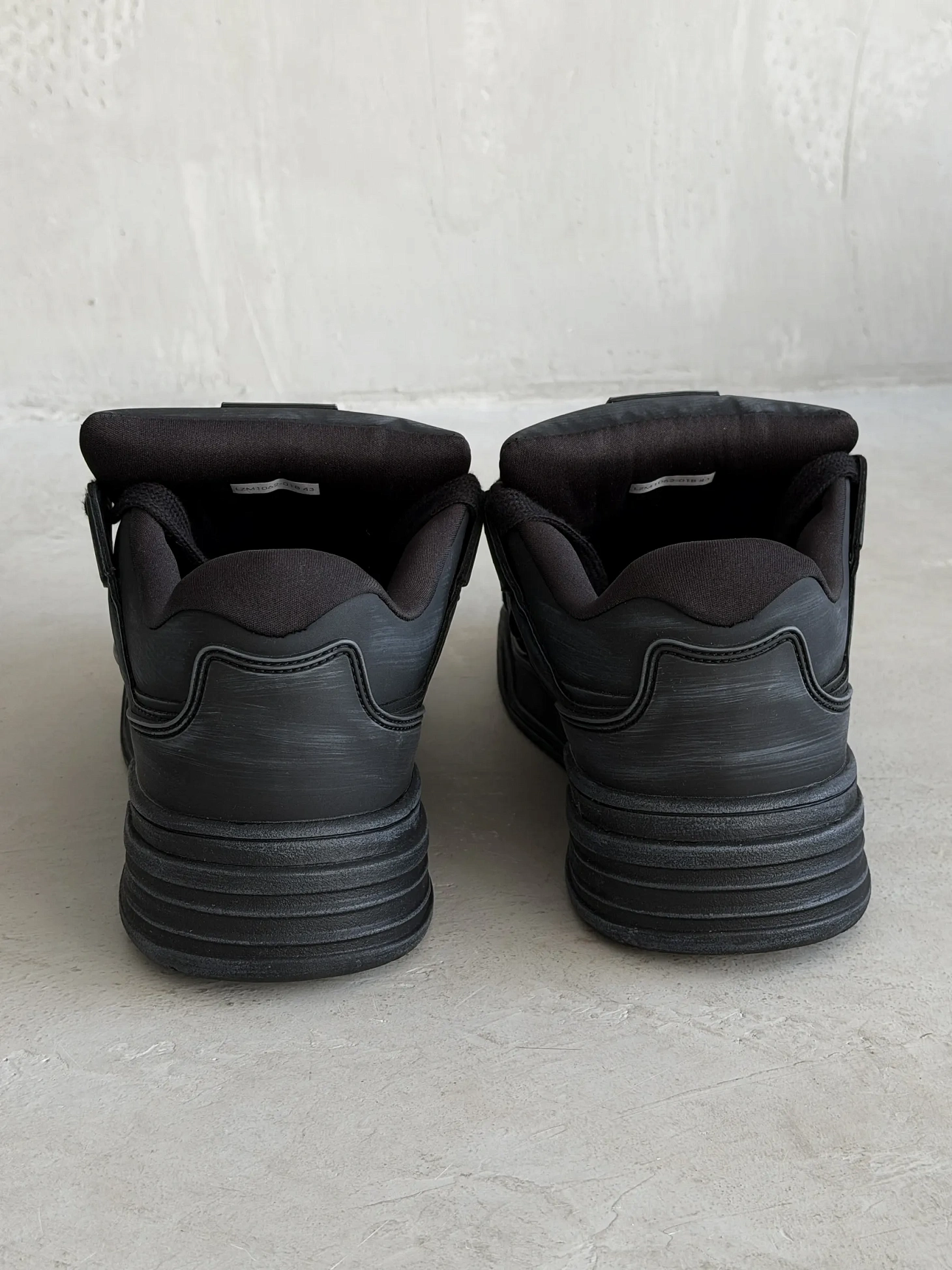 Демисезонные кроссовки мужские высокие кеды