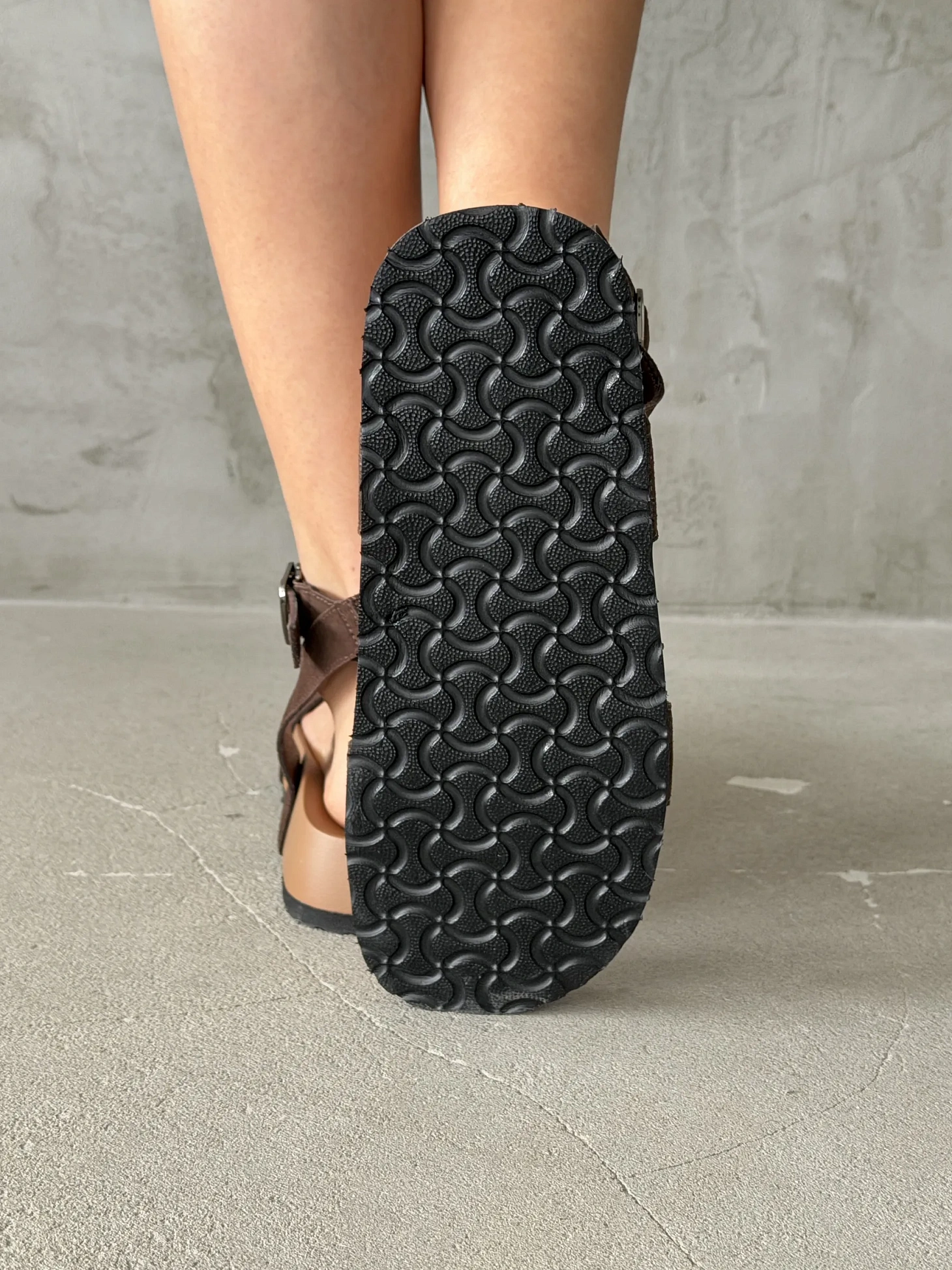 Летние босоножки на платформе