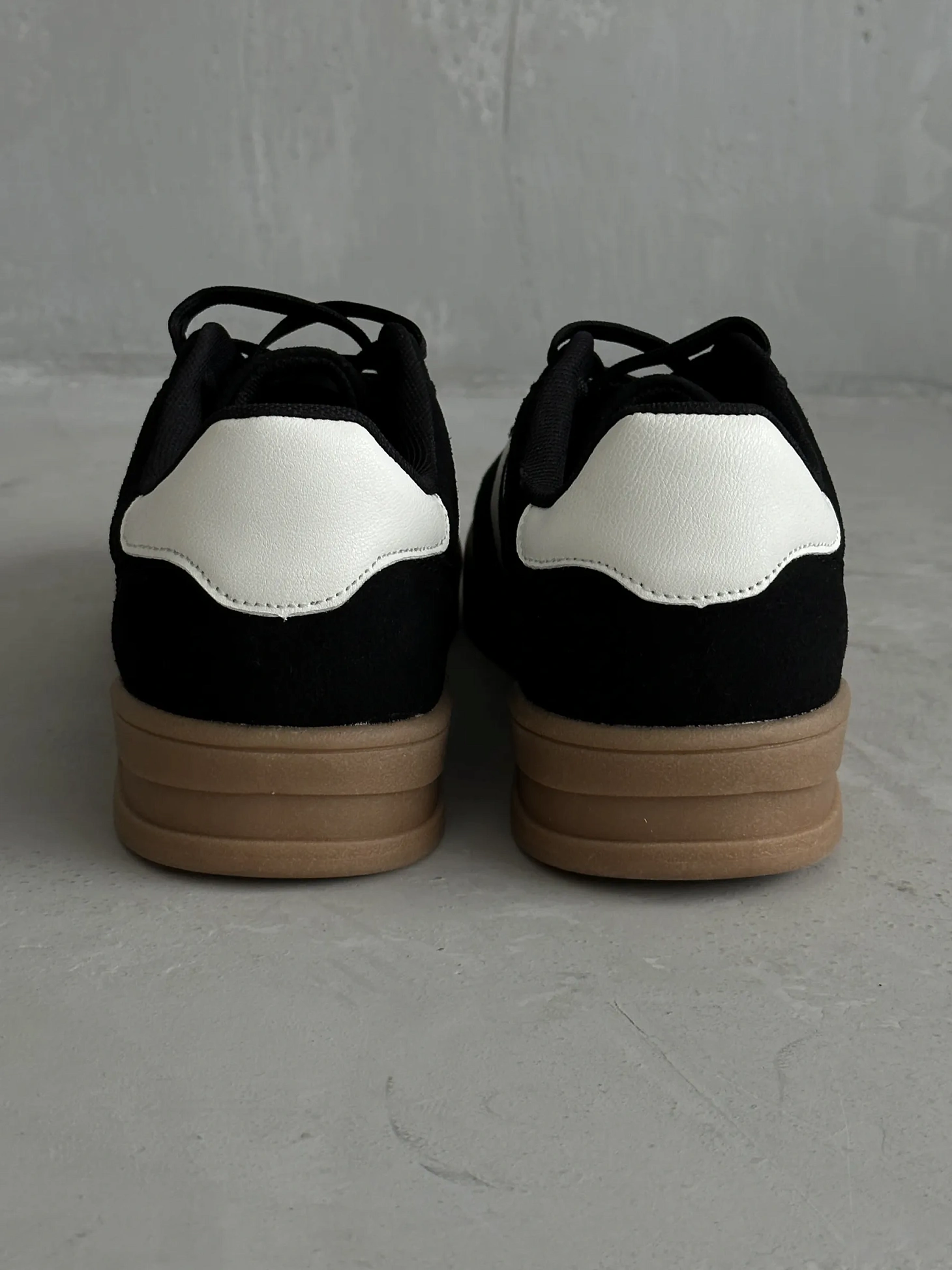 Демисезонные кроссовки мужские кеды