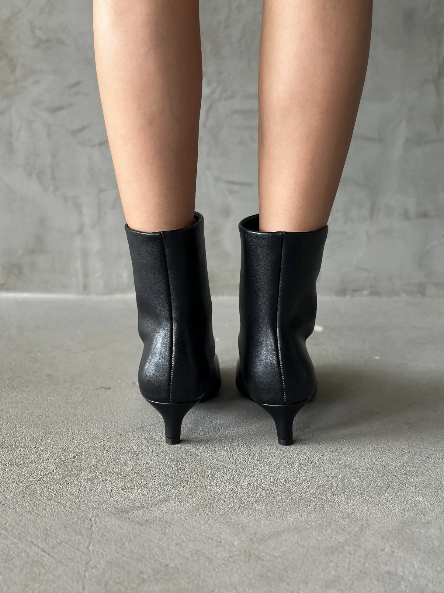 Ботильоны на низком каблуке демисезонные