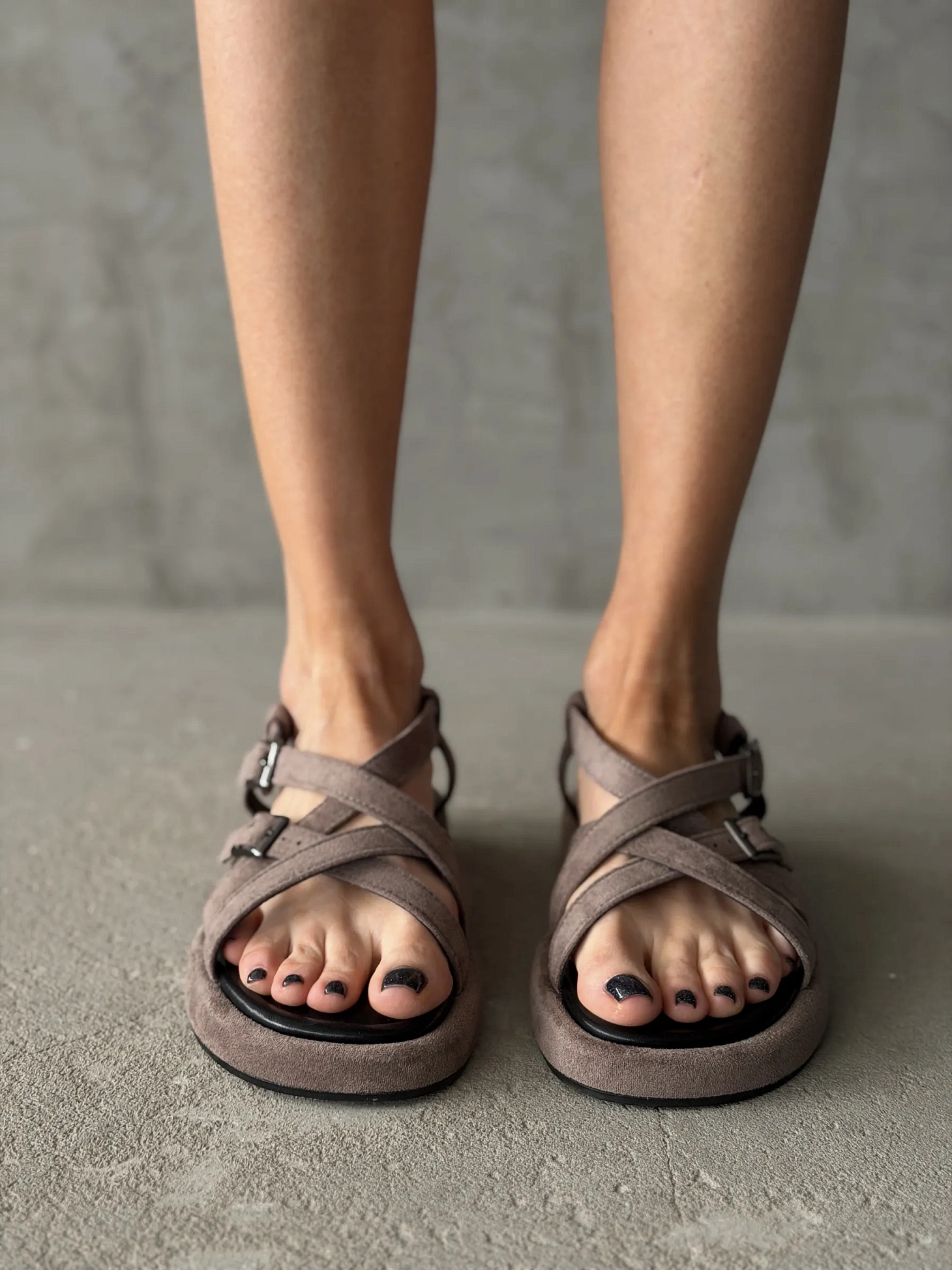 Летние босоножки на платформе