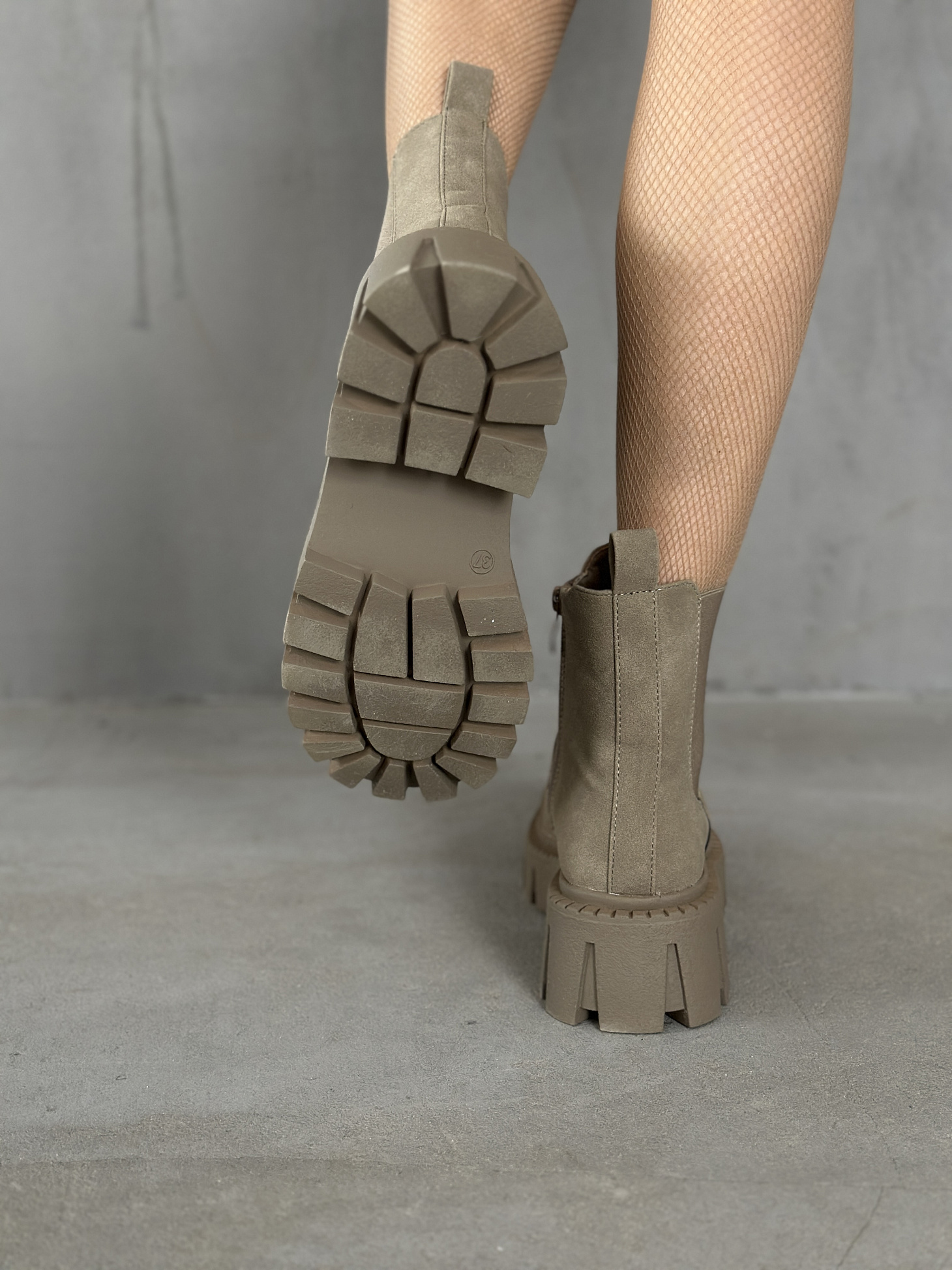 Ботинки женские экозамша 