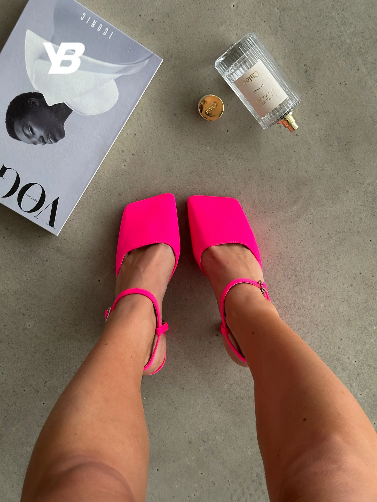 Туфли женские на каблуке с открытой пяткой вечерние