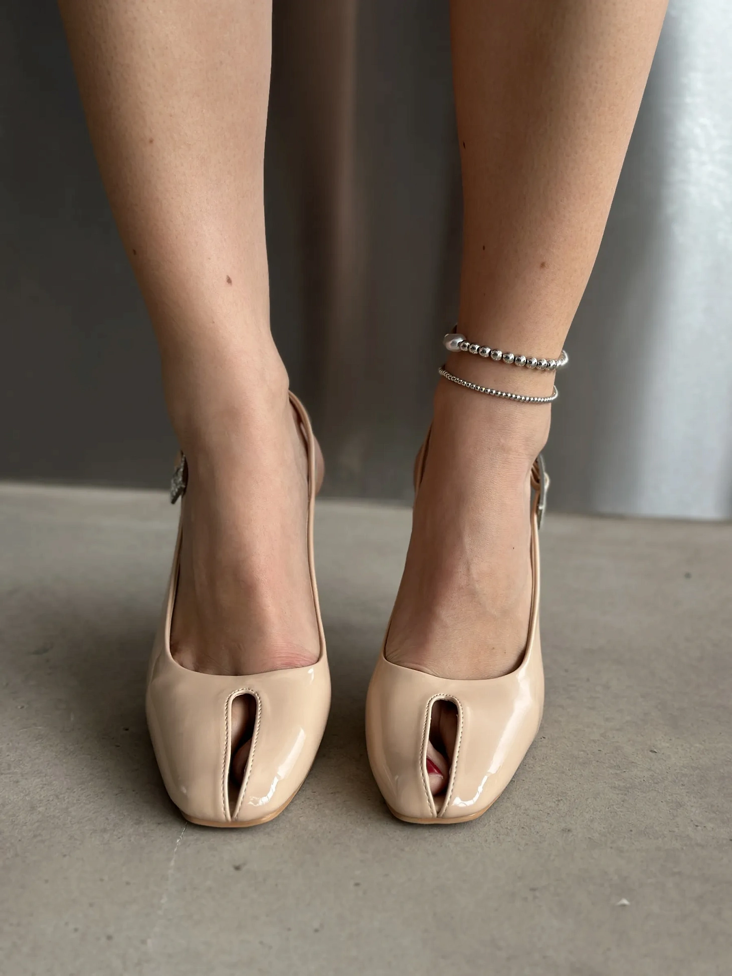 Туфли на каблуке с открытой пяткой слингбэки