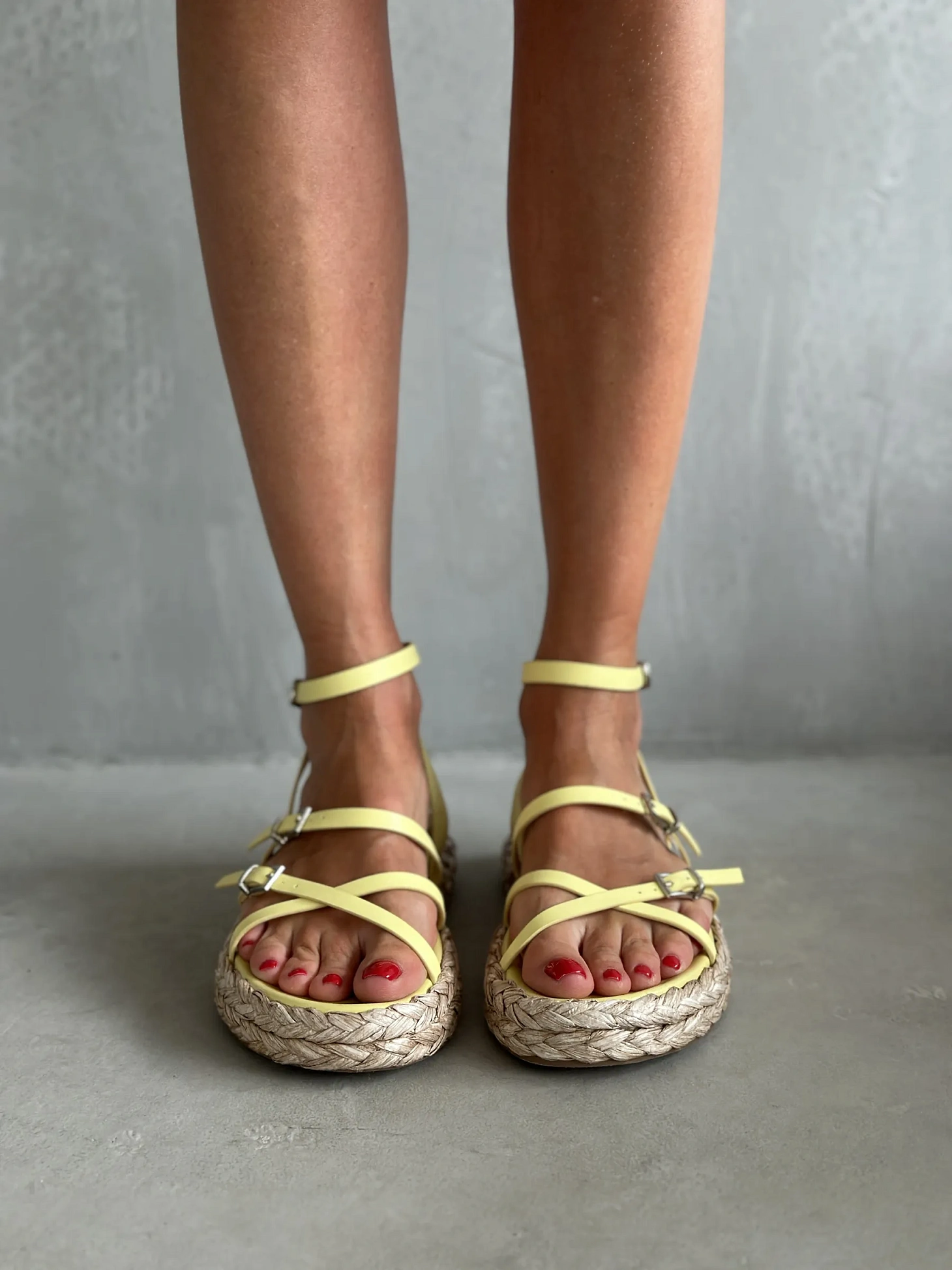 Летние босоножки женские на платформе