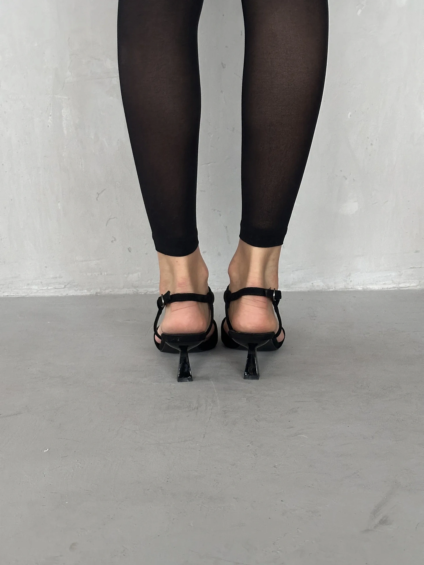 Туфли женские на каблуке с открытой пяткой вечерние сетка