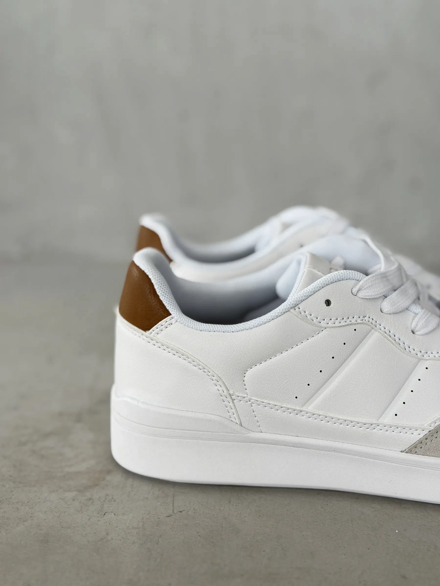 Демисезонные кроссовки мужские кеды