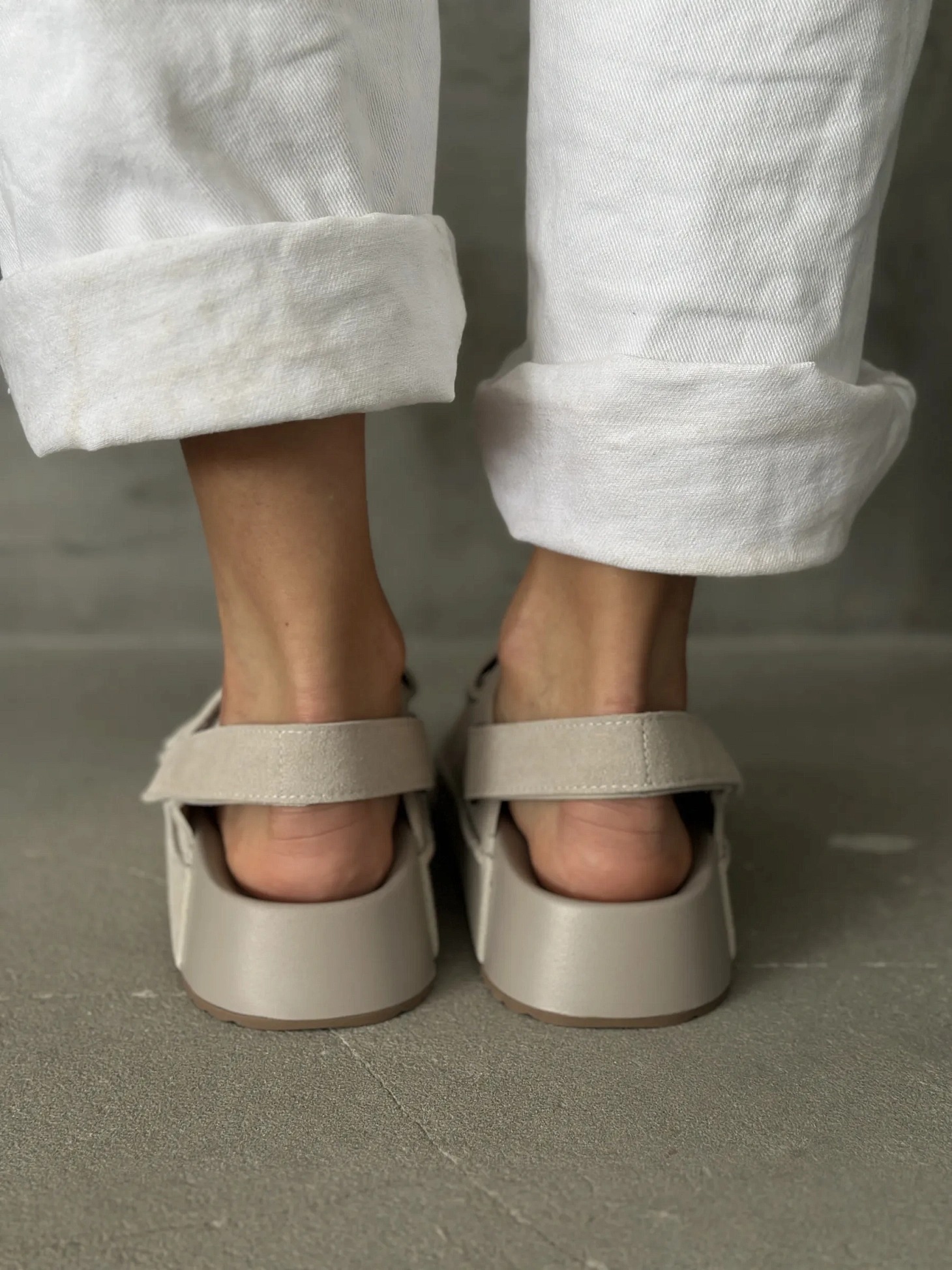 Летние босоножки женские на платформе