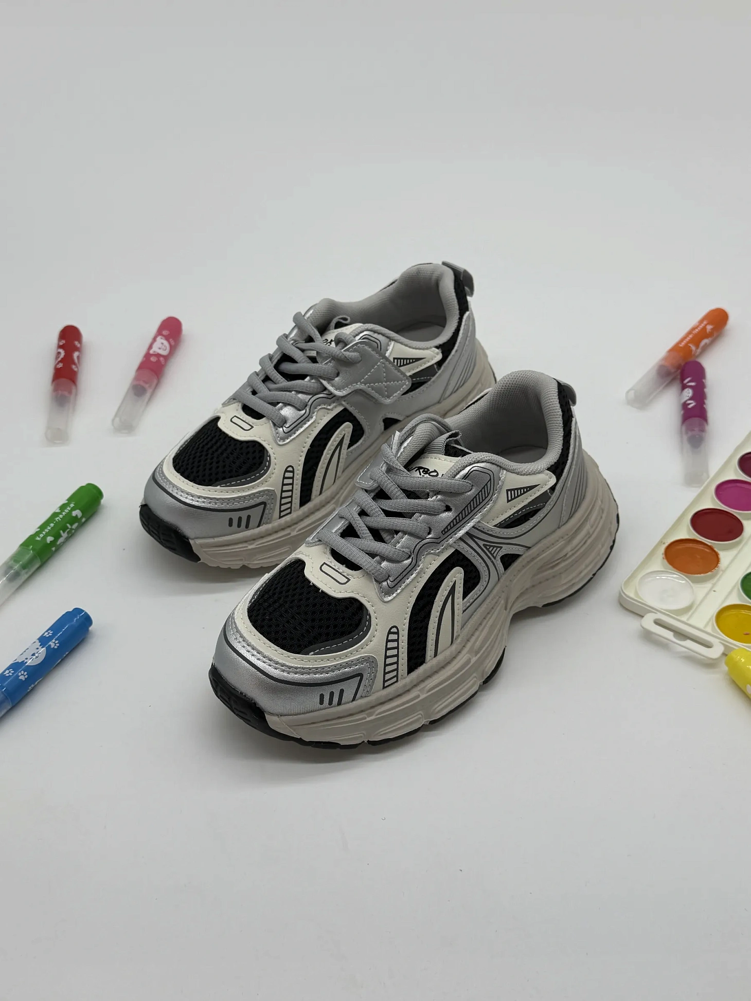 Демисезонные кроссовки детские на платформе