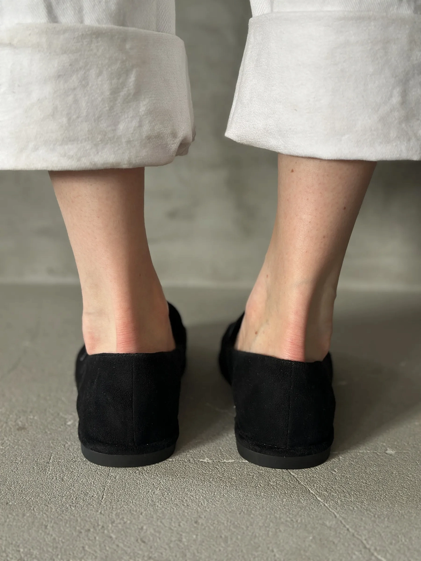 Лоферы женские черные летние