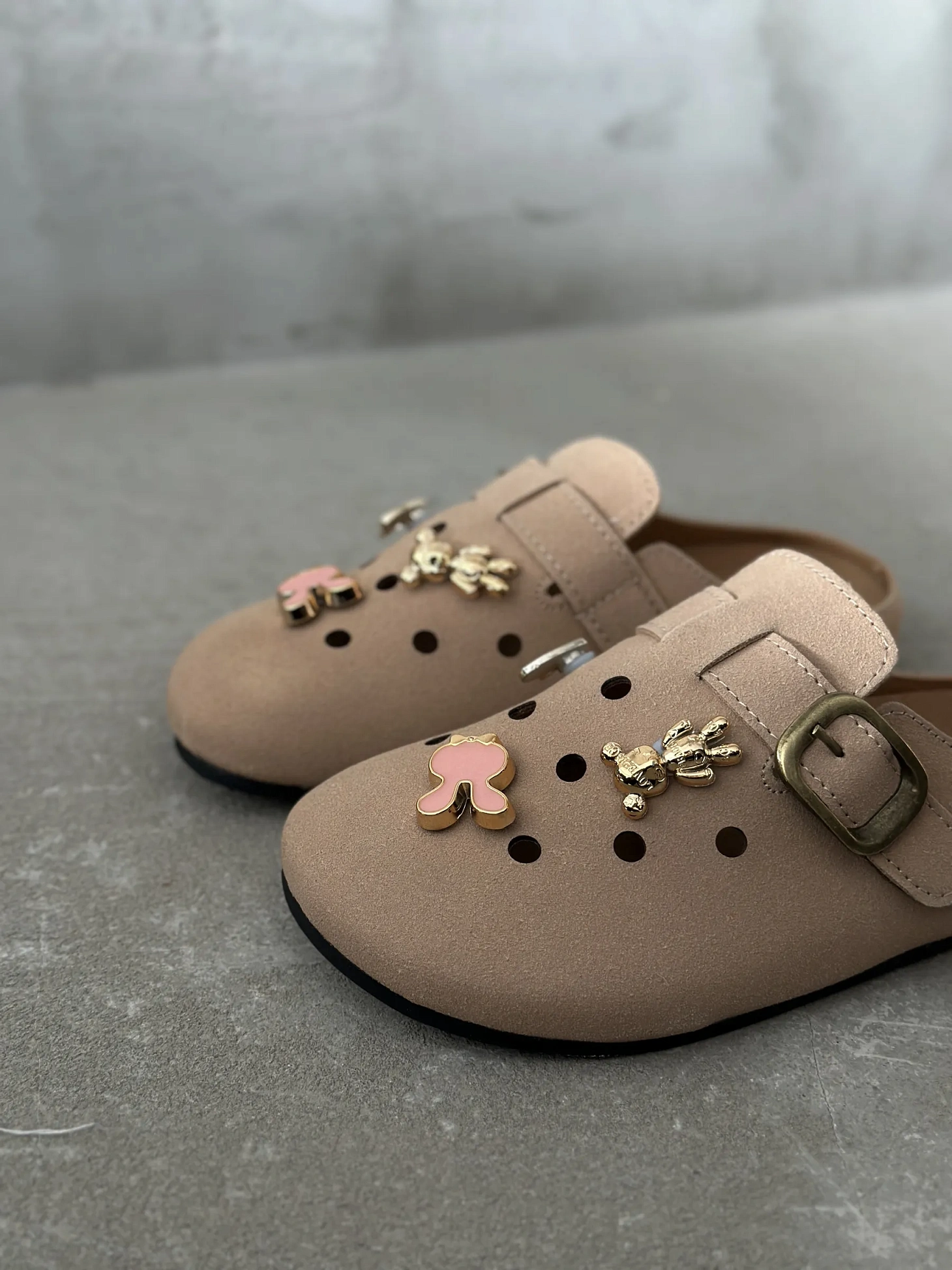 Летние сабо подростковые с закрытым носом