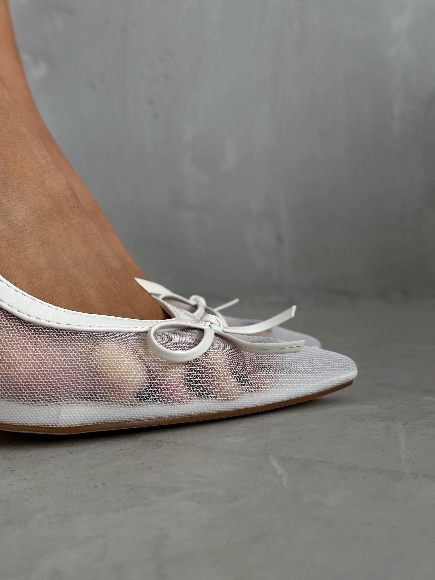 Туфли на каблуке с открытой пяткой лодочки