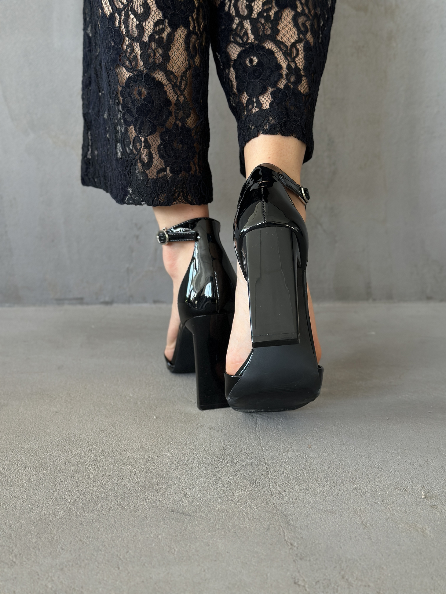 Босоножки женские экокожа