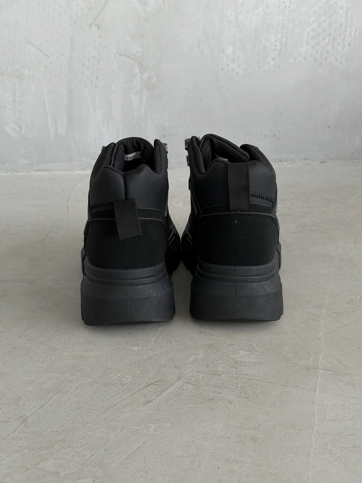 Демисезонные кроссовки высокие кеды